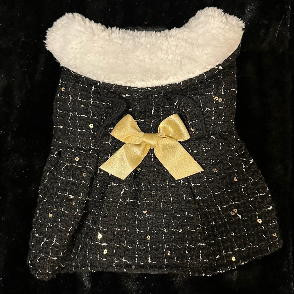 XS/S black pet dress with gold bow